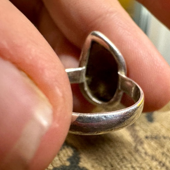 Moldavite and sterling silver ring - Picture 11 of 16